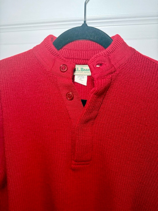 Vintage L.L. Bean Women's Vivid Red 3 Button Mock Neck Sweater - Picture 3 of 8